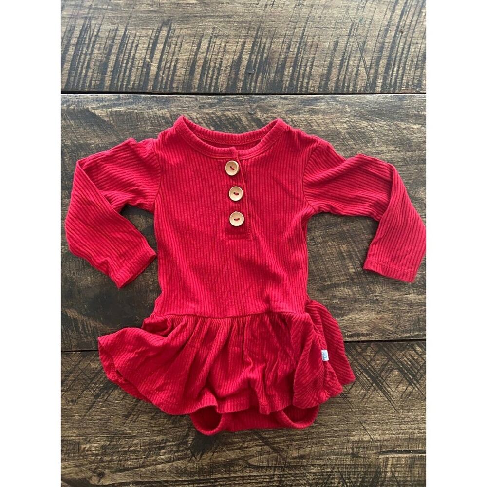 EUC long sleeve red twirl dress onesie by Posh Peanut size 3-6 months